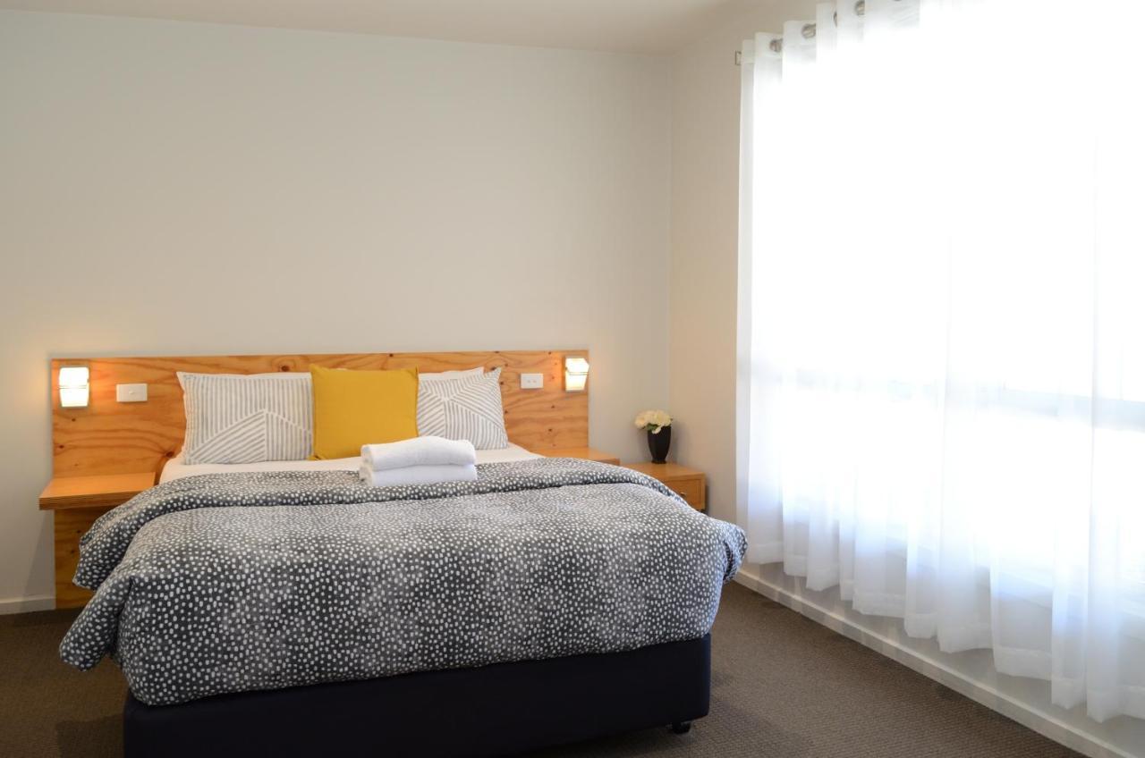 Motel On Alpine 4*
